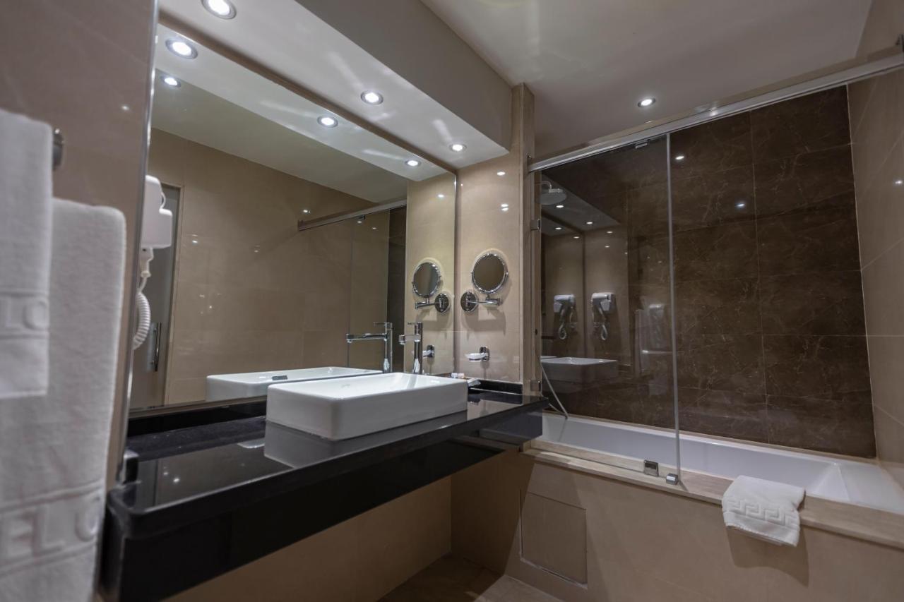 Hotel Omeya Мартиль Экстерьер фото